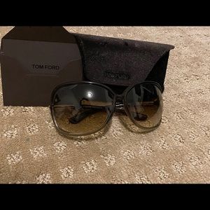 Tom Ford “Raquel” Womens Sunglasses- NEW